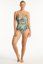 Load image into Gallery viewer, Wildflower Spliced Tri One Piece Sea