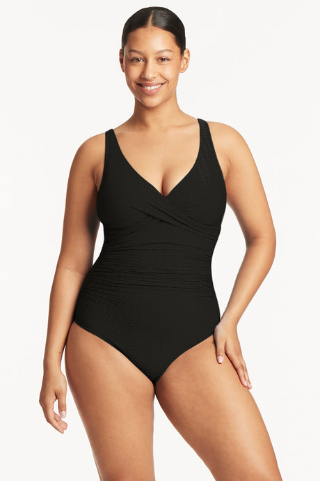 Honeycomb Cross Front Multifit One Piece Black