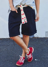 Load image into Gallery viewer, Weekend Stretch Short Black