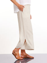 Load image into Gallery viewer, 3/4 Tulip Linen Pant Linen