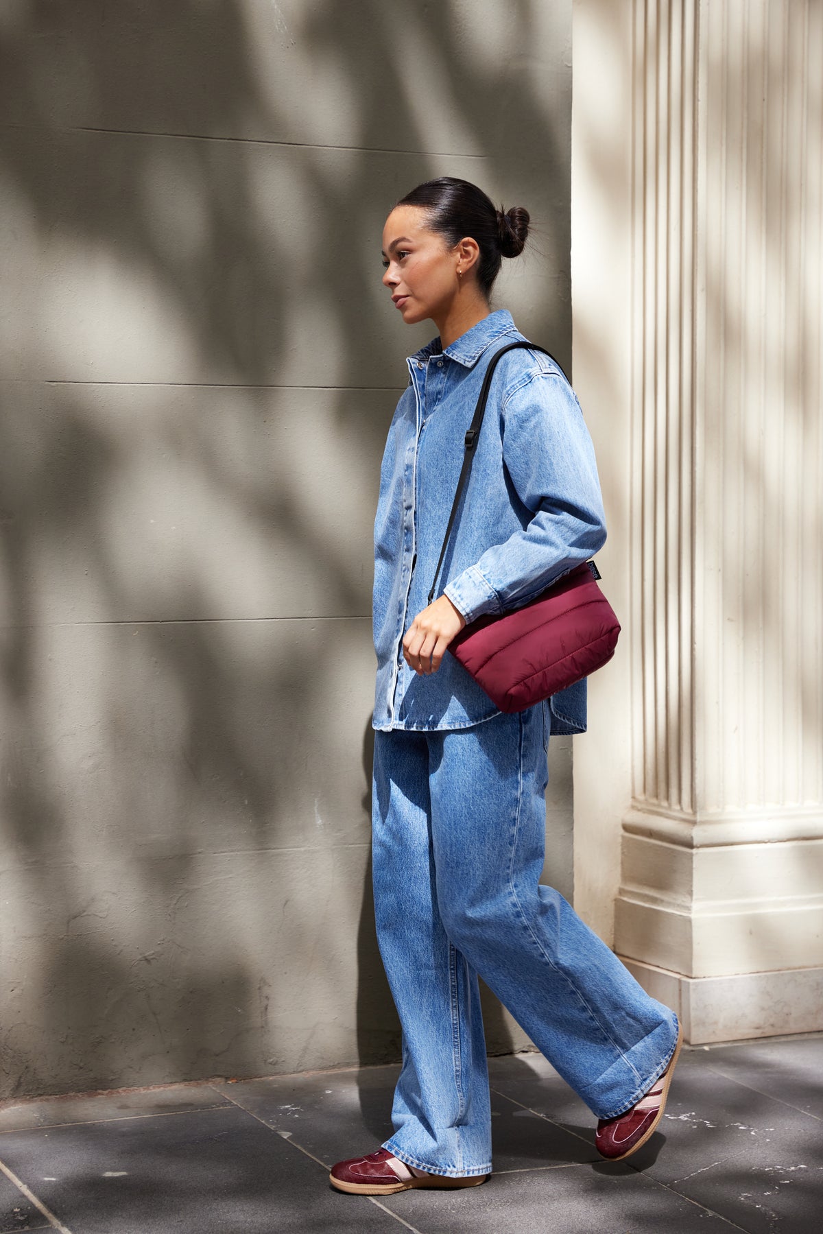 stash base crossbody (cloud) - burgundy