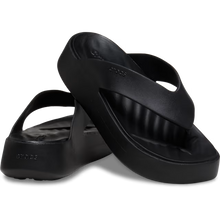 Load image into Gallery viewer, Black sandals on a white background