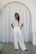 Load image into Gallery viewer, Grace Linen Knit Top Ivory
