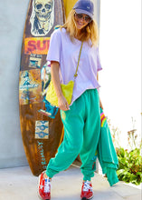 Load image into Gallery viewer, Baggy High Tide Track Pant - Green
