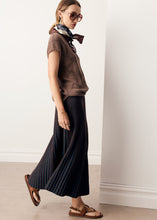 Load image into Gallery viewer, Rosin Cable Knit Choc