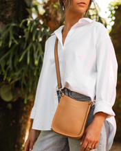Load image into Gallery viewer, Parker Phone Crossbody Bag Tan