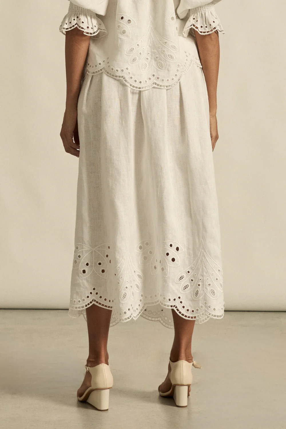 jetty skirt - porcelain