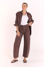 Load image into Gallery viewer, Lola Barrel Jean - Chocolate