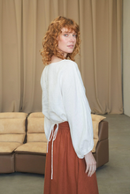 Load image into Gallery viewer, Pixie Linen Shirt Ivory