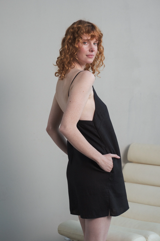 Liz Linen Slip Black