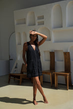 Load image into Gallery viewer, Isla Linen Dress Black