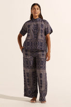 Load image into Gallery viewer, jaunt top - midnight aztec