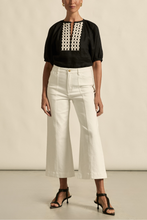 Load image into Gallery viewer, kilter top black