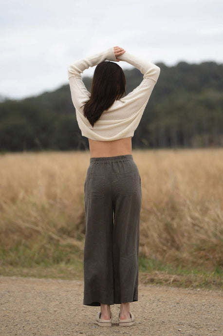 Ivy Linen Crop Pants - Khaki