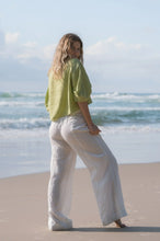 Load image into Gallery viewer, Leia Linen Top Lemongrass