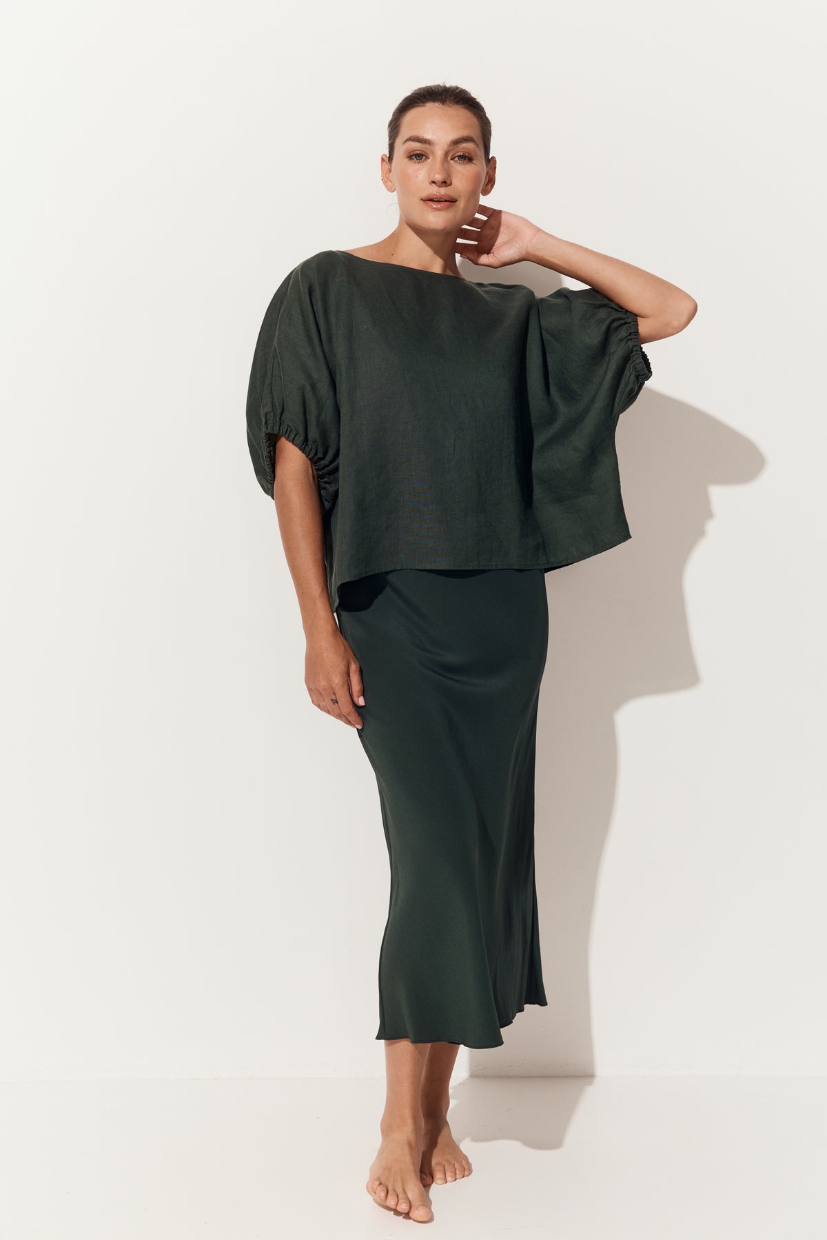 Tina Linen Top Forest