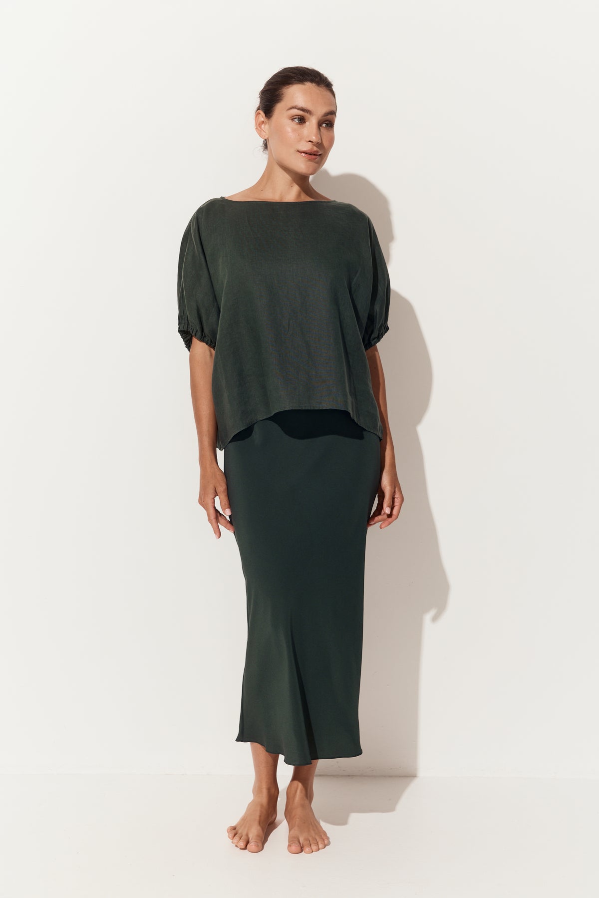 Tina Linen Top Forest