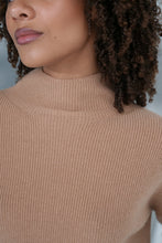 Load image into Gallery viewer, Lumi Cashmere Knit Camel