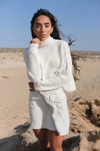 Load image into Gallery viewer, Lumi Cashmere Knit Ivory
