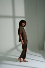 Load image into Gallery viewer, Nika Linen Shirt Chocolate