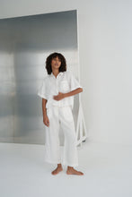 Load image into Gallery viewer, Nika Linen Top Ivory