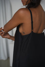 Load image into Gallery viewer, Nova Linen Silk Dress Black