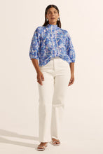 Load image into Gallery viewer, outlook top - pacific floral