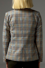 Load image into Gallery viewer, poise jacket - black/white boucle