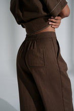 Load image into Gallery viewer, Rika Linen Pants Chocolate