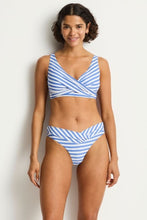 Load image into Gallery viewer, Amour Cross Front Multifit Bra Top Denim Blue