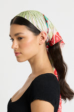 Load image into Gallery viewer, Kaia Sarong - Lobster Print