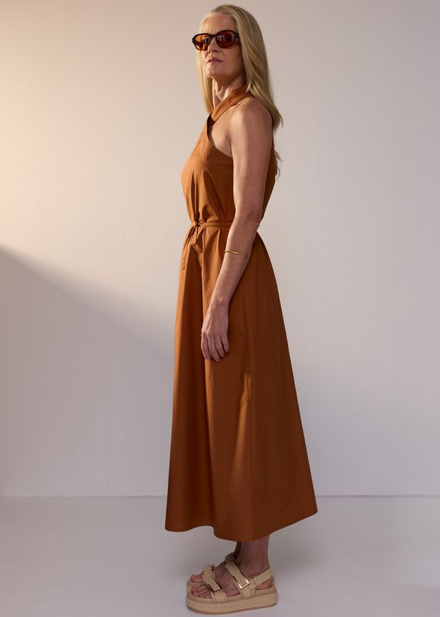 Hali Dress Plain Toffee