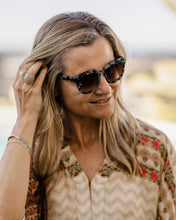 Load image into Gallery viewer, Edie Sunglasses - Slate Tortoise