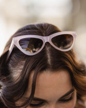 Load image into Gallery viewer, Sidney Sunglasses - Pink