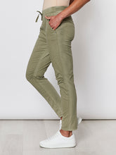 Load image into Gallery viewer, Lightweight Jogger Jean - Khaki