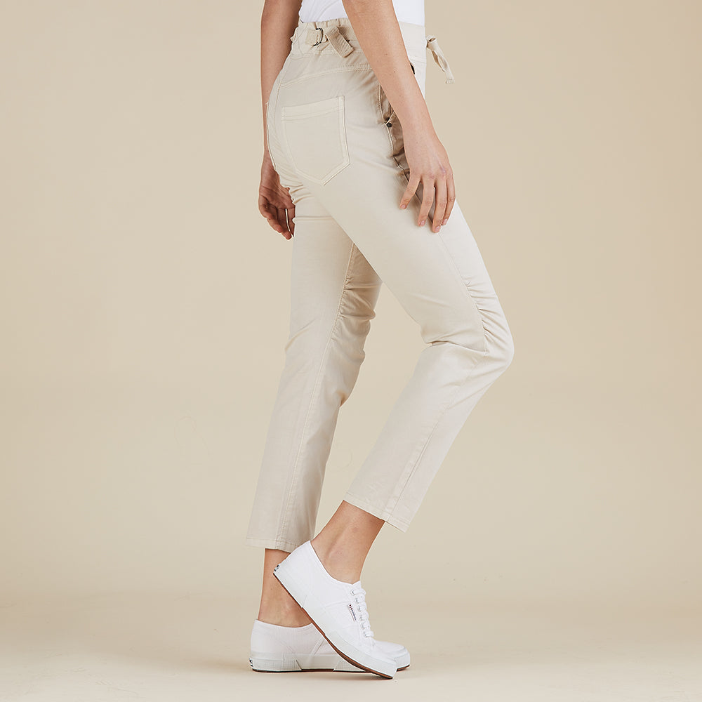 Lightweight Jogger Jean - Natural