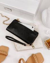 Load image into Gallery viewer, Isla Lizard Black Wallet