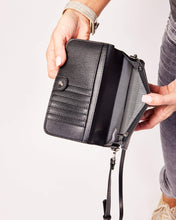 Load image into Gallery viewer, Misty Crossbody Bag