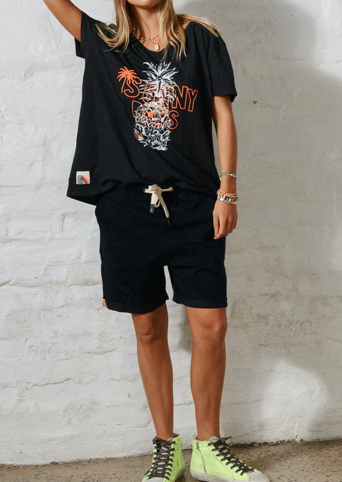 Slouchy Short - Black