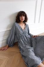 Load image into Gallery viewer, Bowie Dress Black And Ivory Gingham