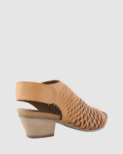 Load image into Gallery viewer, Bueno Footwear Australia  Ruby Coconut