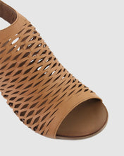 Load image into Gallery viewer, Bueno Footwear Australia  Ruby Coconut