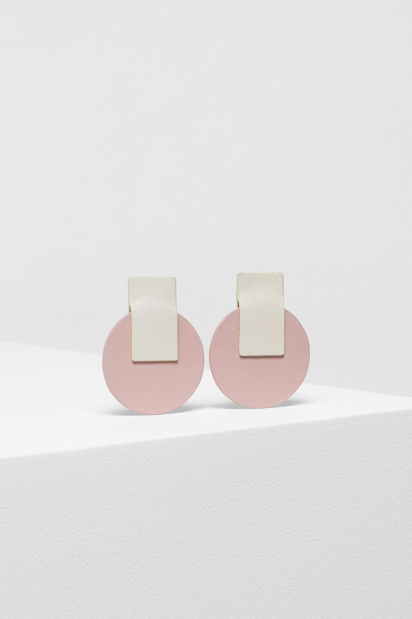 Anni earrings | Ivory/Nude
