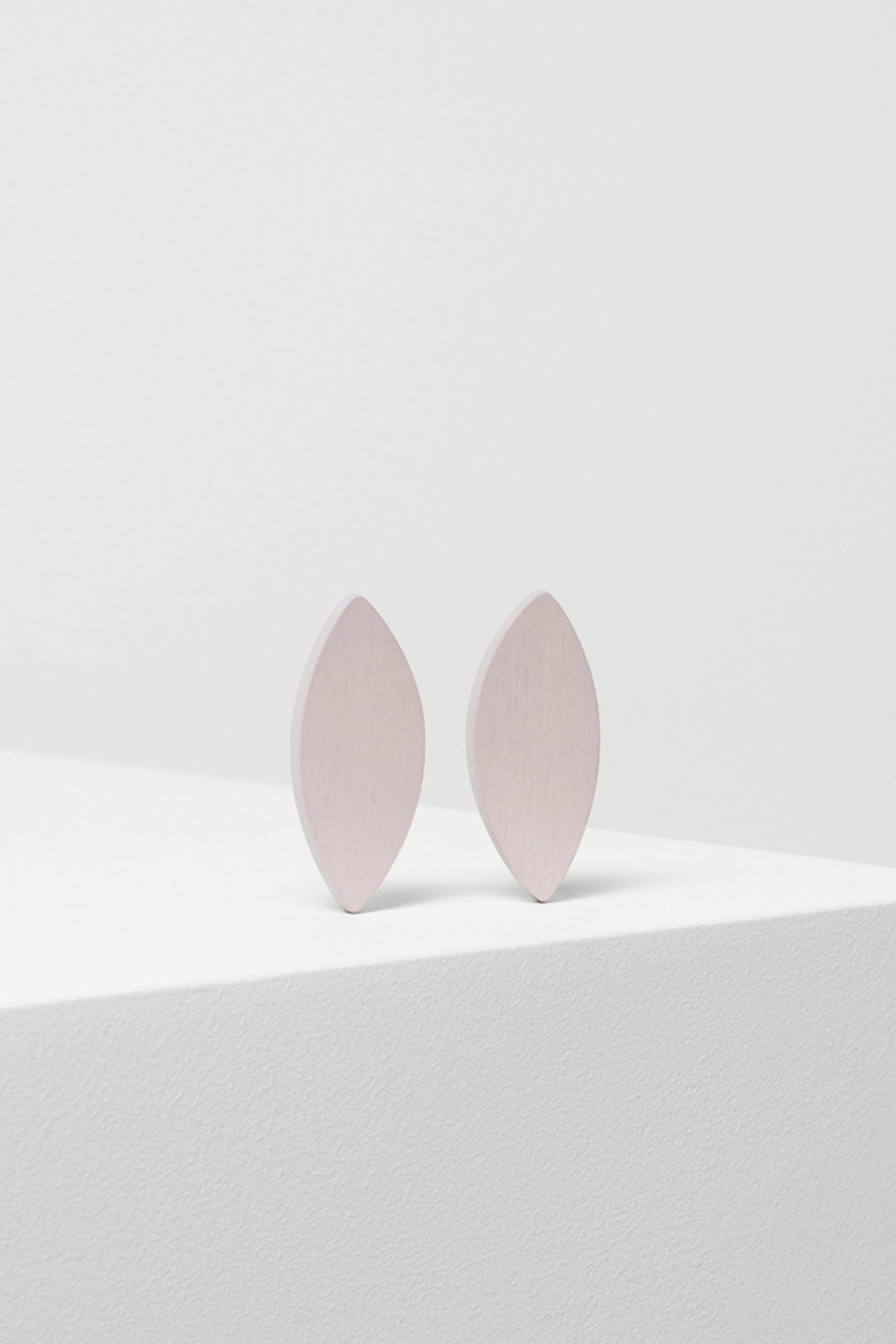 LEAF CLIP ON EARRING | PINK