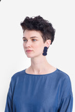 Load image into Gallery viewer, JENS STACKED EARRING | NAVY