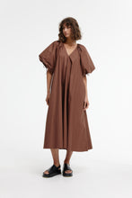 Load image into Gallery viewer, Elle Puff Sleeve Maxi - Chocolate