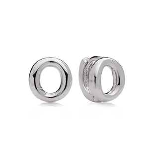 PLAIN 'o' DETAILED HUGGY EARRING - SILVER