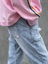 Load image into Gallery viewer, Faded Star Cropped Jean