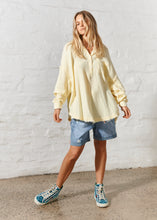 Load image into Gallery viewer, Oversized Beach Shirt - Lemon