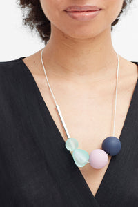 Helmi Necklace